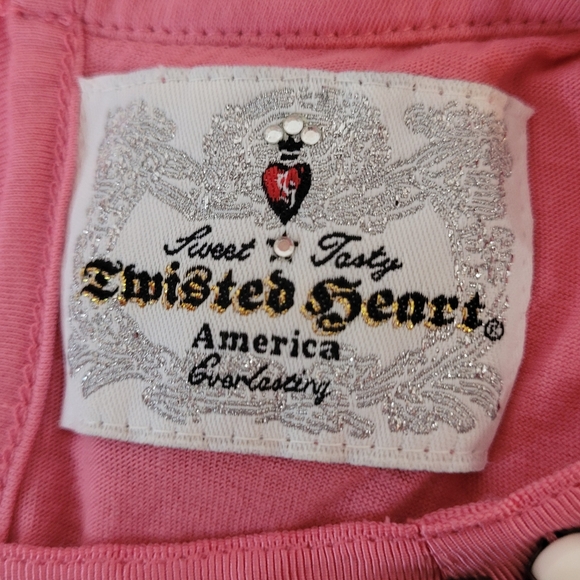 Twisted Heart pink t-shirt with bads and rhinestones - Picture 8 of 9